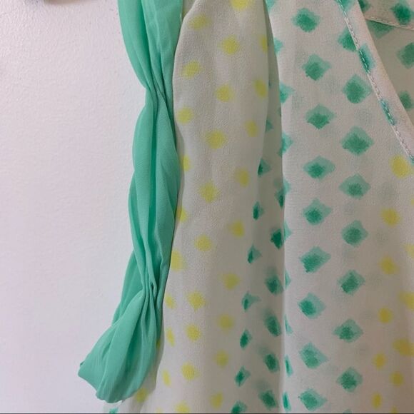 American Eagle Outfitters‎ Neon Semi Sheer Sleeveless Tie Front Blouse - Picture 9 of 11